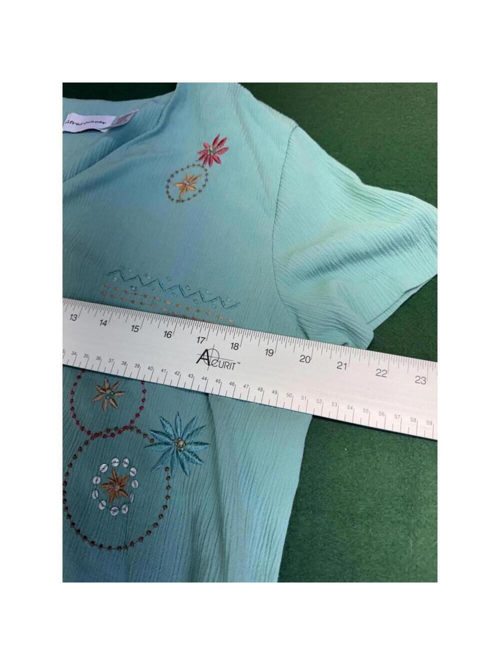 Alfred Dunner Blouse Womens 14 Seafoam Embroidered Floral Short Sleeve Button - Picture 9 of 10